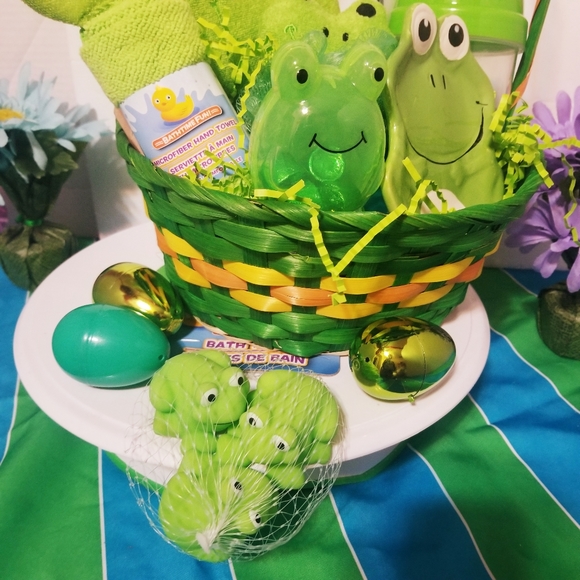 Baby's Frog theme Easter Gift Bath Basket - Picture 6 of 8